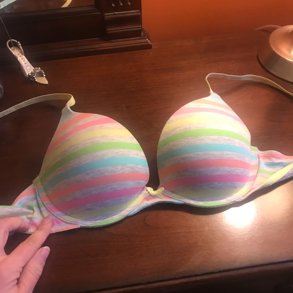 Victoria’s Secret plunge bra